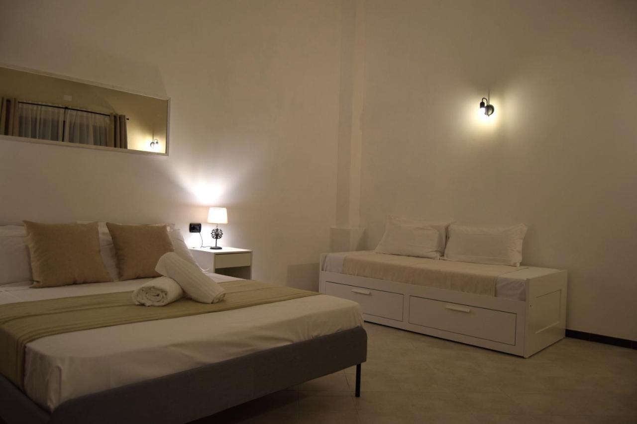 La Terrazza Hotel ออลเบีย ภายนอก รูปภาพ
